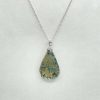 Pendentif en agate dentelle ou seam onyx