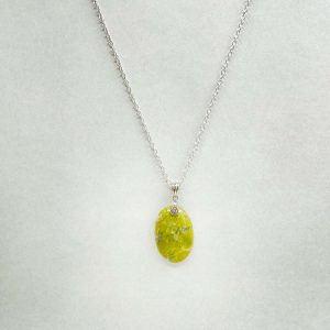 Pendentif en lizardite et argent 925