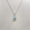 Pendentif en larimar et fil de cuivre argenté