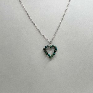 Pendentif en fil de cuivre argenté