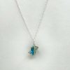 Pendentif en hémimorphite et fil de cuivre argenté