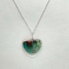 Pendentif en chrysocolle cuprite et fil de cuivre argenté